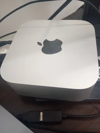 Mac mini 256 gigas