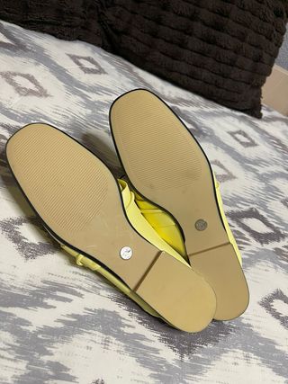 ZARA Mules Amarillas Talla 38