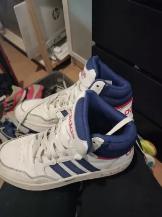 Zapatillas Adidas Altas Blancas y Azules