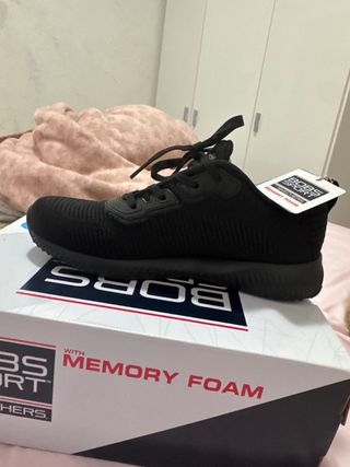Zapatos Skechers Bob's Memory Foam Negros