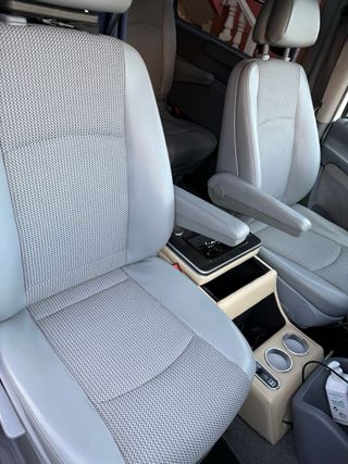 Mercedes-Benz Viano 2.2 CDI – 8 plazas – Año 2004