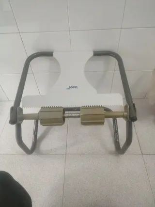 Portarrollos o bonina de pared Jofel