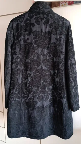 Cappotto damascato nero
