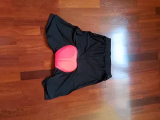 Conjunto deportivo mujer: top, leggings y cazadora