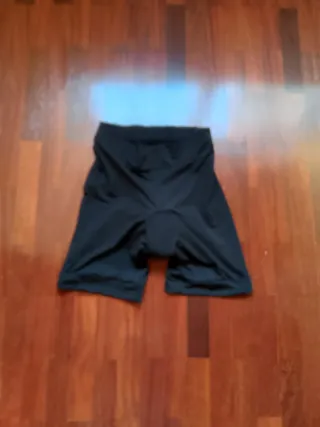 Conjunto deportivo mujer: top, leggings y cazadora