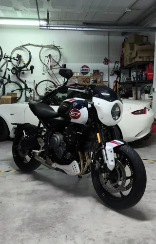 Triumph Trident 660 Triple Tribute
