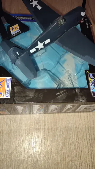 Easy Model - Caza F6F Hellcat 1:72