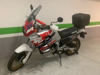 Honda Africa Twin 750 RD07A