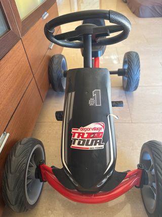 Kart a pedales rojo