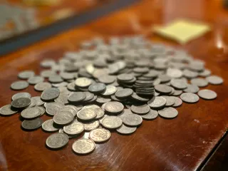 Lote 227 monedas, 5 pesetas: 1975, 1980, 1982,1983