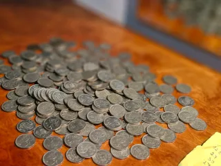 Lote 227 monedas, 5 pesetas: 1975, 1980, 1982,1983