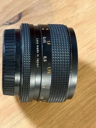 Carl Zeiss Planar 50mm f/1.4 T* AE