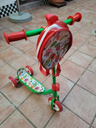 Patinete infantil 3 ruedas con mochila