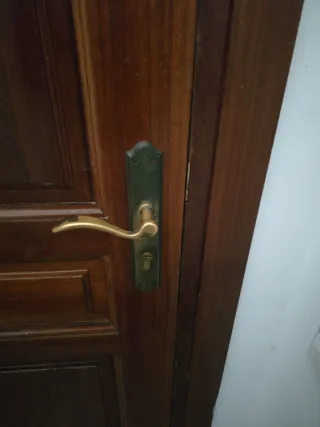 Cerrajero horas apertura y urgencia