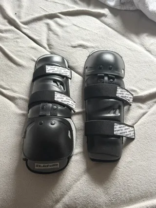 Traje de moto con protecciones