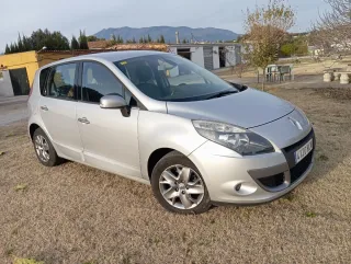 Renault Megane Scenic2011