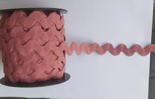 Zigzag color rosa maquillaje