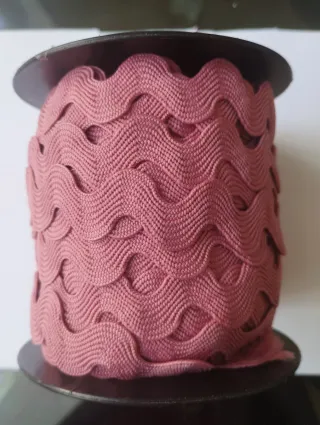 Zigzag color rosa maquillaje