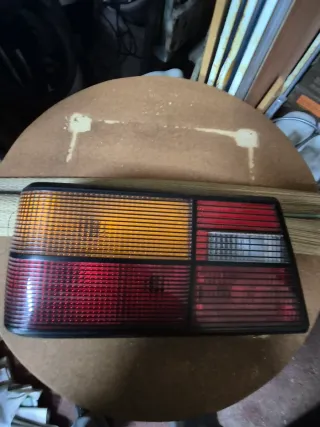 Piloto trasero Ford Orion