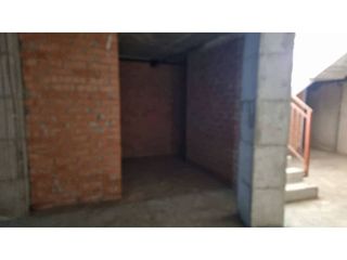 Local comercial en alquiler en Montigalà -Sant Crist en Badalona