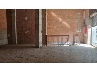 Local comercial en alquiler en Montigalà -Sant Crist en Badalona