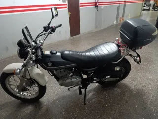 Suzuki VanVan 125