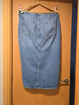 Falda midi vaquera Zara cremallera