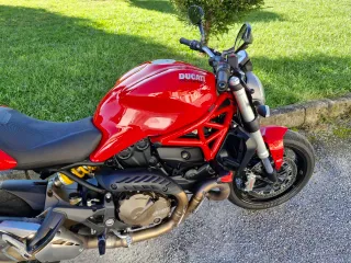 Ducati Monster 821