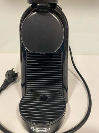 Nespresso De'Longhi Essenza Mini  + Cápsulas