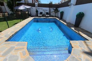 Chalet en alquiler en Nueva Alcántara en Marbella