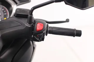 YAMAHA X-Max 125 2022