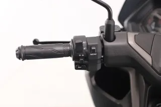 YAMAHA N-MAX 125 2025