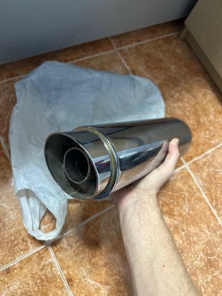 Tubo de escape cromado quad