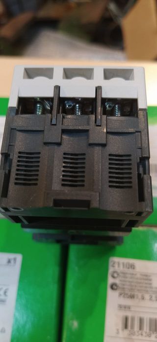 Guardamotor SCHNEIDER 21106 P25M 1.6-2.5ASCHNEIDER