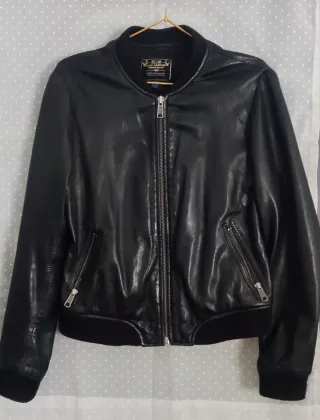 Cazadora para mujer de cuero auténtico