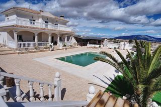 Chalet en venta en Pinós