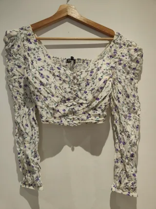 Top Zara flores lilas XS