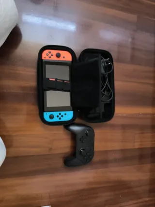 Nintendo Switch con accesorios y 6 juegos