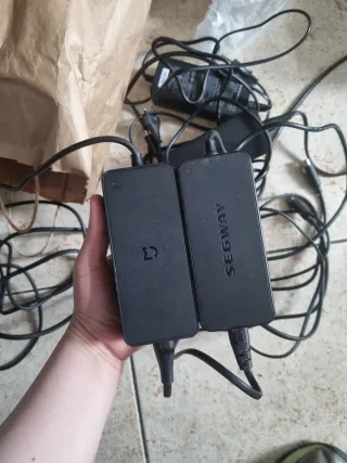 Cargador Patinete Segway/Xiaomi (Como Nuevo)