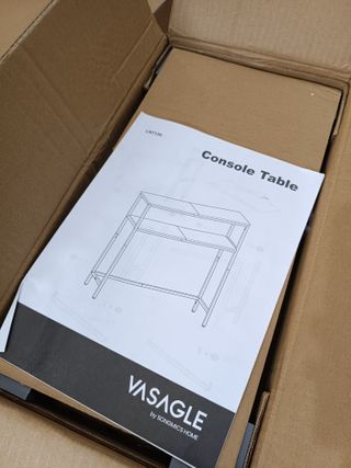 VASAGLE Tavolo Consolle a 2 Livelli, Tavolo Ausiliare con 2 Ripiani, 20 x 80 x 80 cm, per Soggiorno, Corridoio, Ingresso, Marrone Rustico e Nero Tinta LNT130B22V1