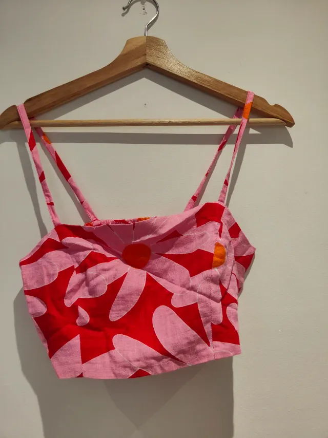 Top flores rojo y rosa