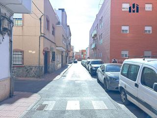 Garaje en venta en Barrio Alto - San Félix - Oliveros - Altamira en Almería