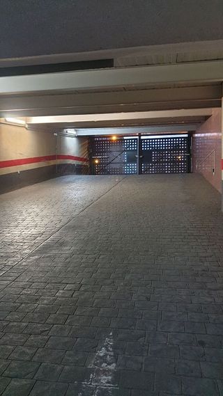 Garaje en venta en Universidad - Los Lirios en Logroño