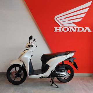 Honda Vision 110 Blanca