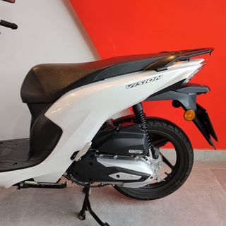Honda Vision 110 Blanca