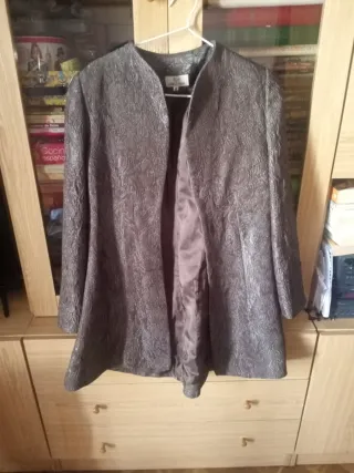 Chaqueta elegante color marrón café talla 40