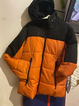 abrigo o chaqueta polar