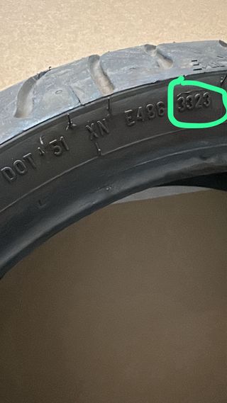 Neumático METZELLER ROADTEC Z6