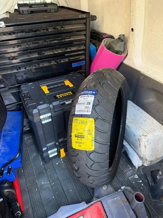 Neumático METZELLER ROADTEC Z6