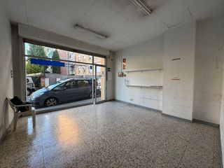 Local comercial en alquiler en Poble Nou en Manresa